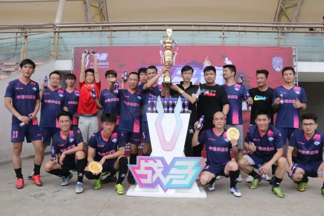 曼联75万签17岁中场小妖时间已定！培养方案曝光，难入卡里克计划